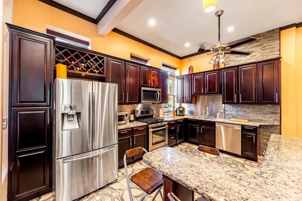4126 South Lake Park Avenue Chicago IL 60653