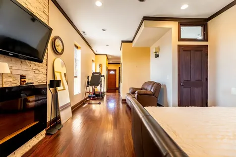 4126 South Lake Park Avenue Chicago IL 60653