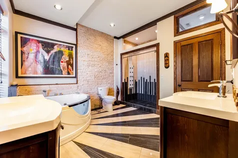 4126 South Lake Park Avenue Chicago IL 60653