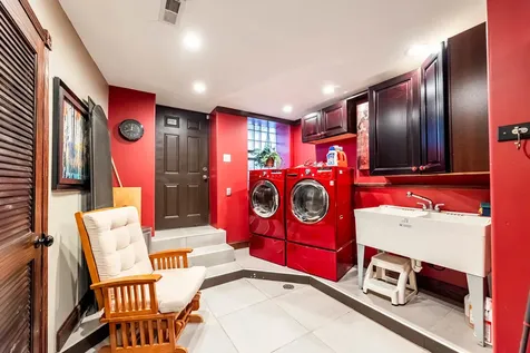 4126 South Lake Park Avenue Chicago IL 60653