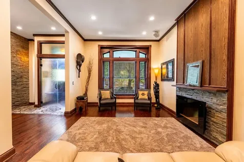 4126 South Lake Park Avenue Chicago IL 60653
