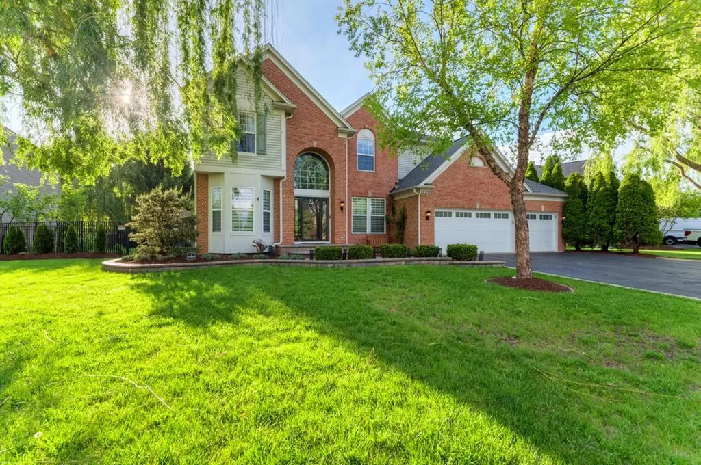 12308 Blue Iris Lane Plainfield IL 60585