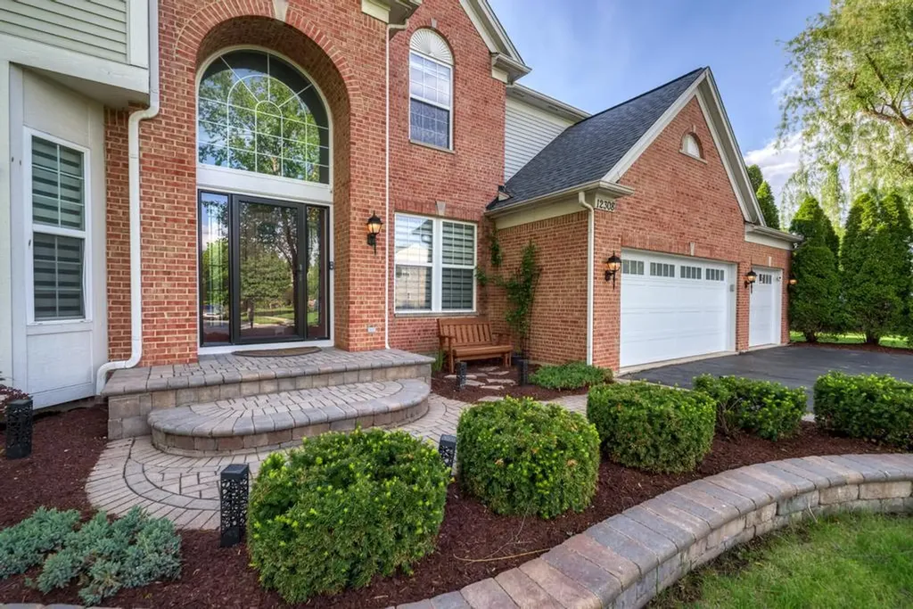 12308 Blue Iris Lane Plainfield IL 60585