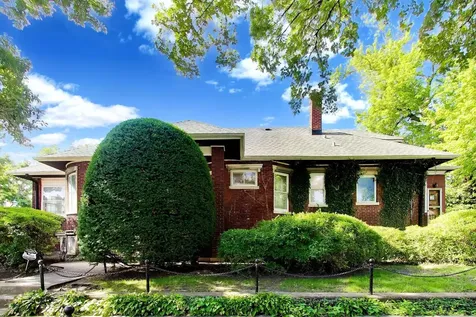 801 Gunderson Avenue Oak Park IL 60304