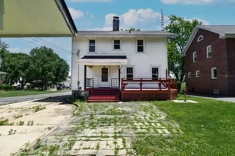 620 Mason Street Chenoa IL 61726