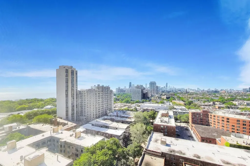 345 West Fullerton Parkway Chicago IL 60614