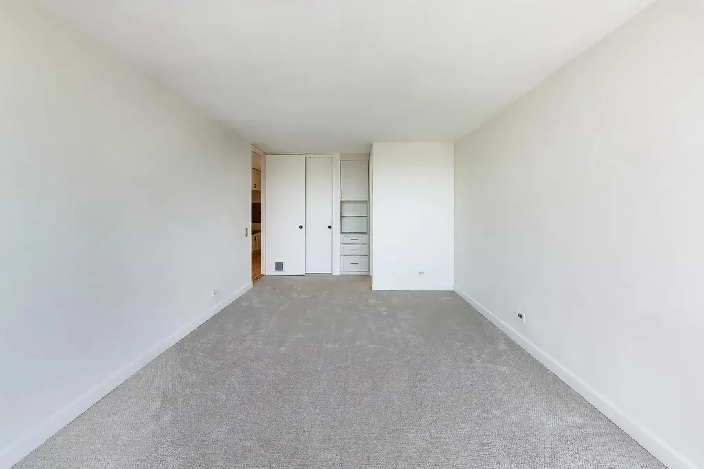 345 West Fullerton Parkway Chicago IL 60614