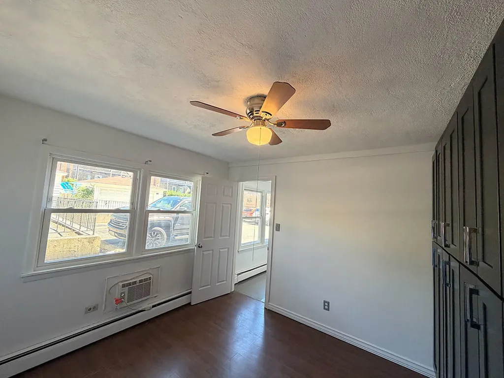 4820 West Conrad Street Skokie IL 60077