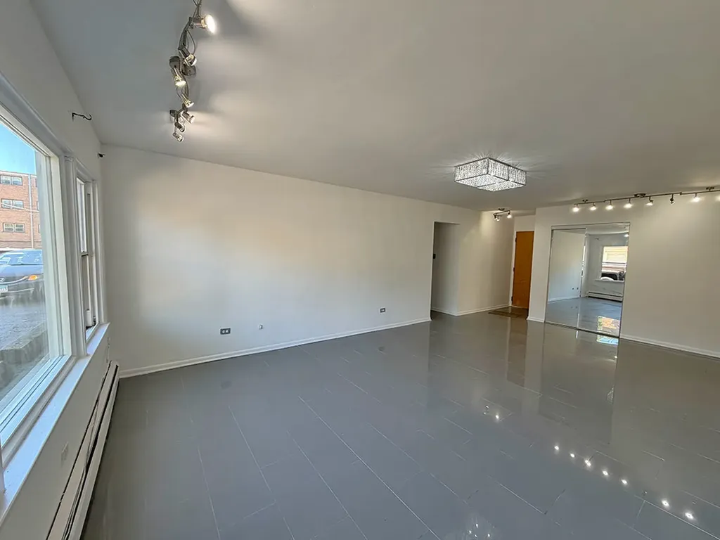 4820 West Conrad Street Skokie IL 60077