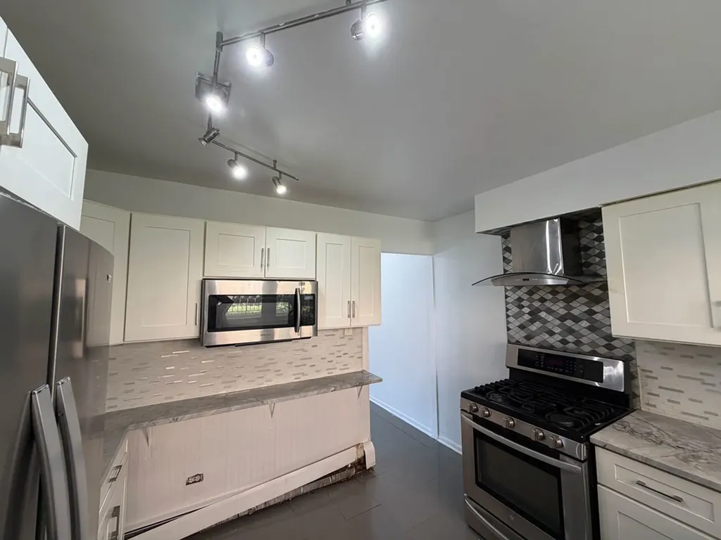 4820 West Conrad Street Skokie IL 60077