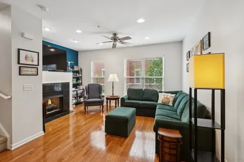 521 Chicago Avenue Evanston IL 60202