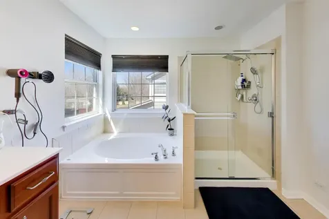 2553 Lyman Loop Yorkville IL 60560