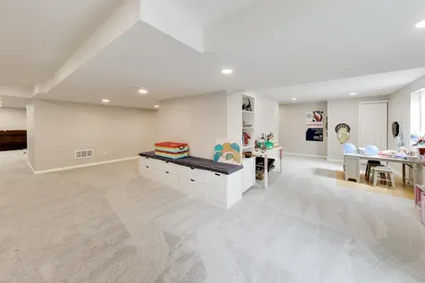 2553 Lyman Loop Yorkville IL 60560