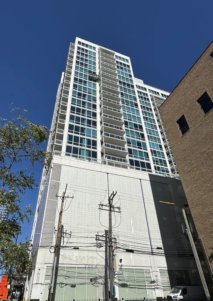 757 North Orleans Street Chicago IL 60654