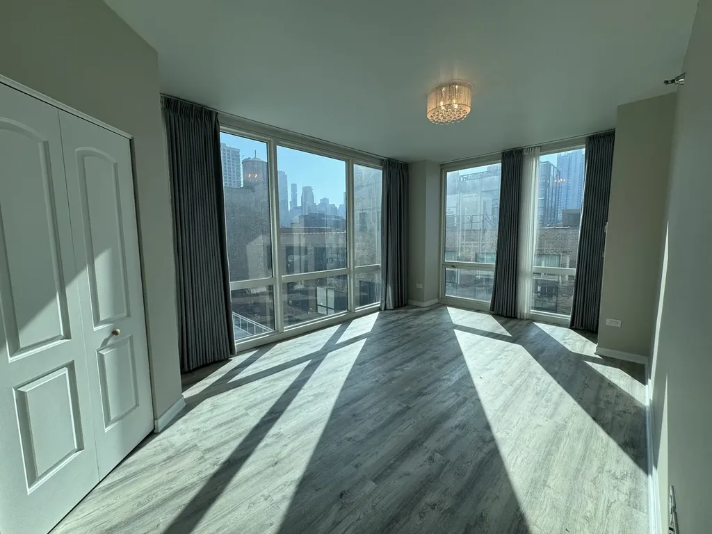 757 North Orleans Street Chicago IL 60654