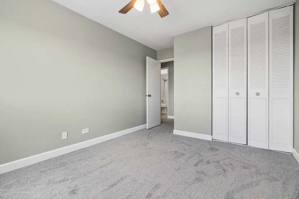4623 North Chester Avenue Chicago IL 60656