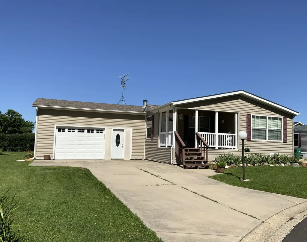 3 Maple Lane Sandwich IL 60548