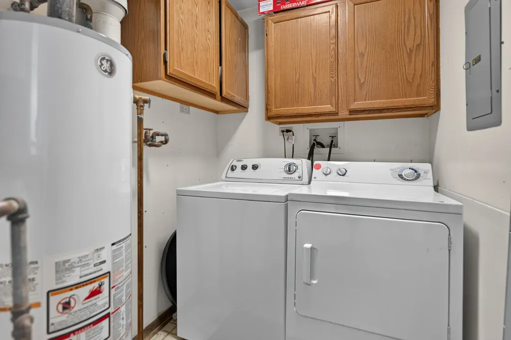 1753 Plymouth Court Wheaton IL 60189
