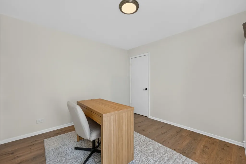 1753 Plymouth Court Wheaton IL 60189