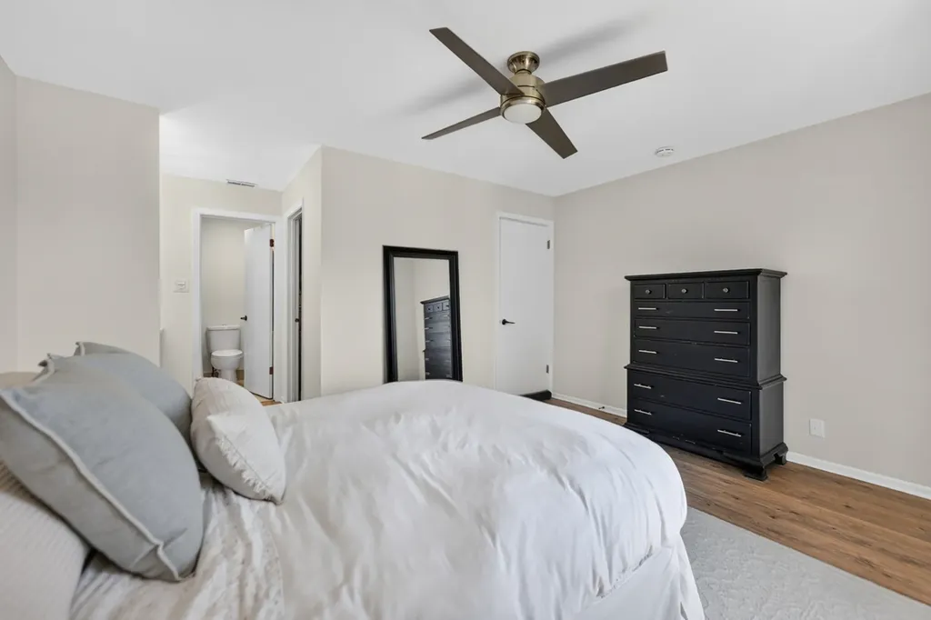 1753 Plymouth Court Wheaton IL 60189