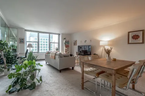 777 North Michigan Avenue Chicago IL 60611