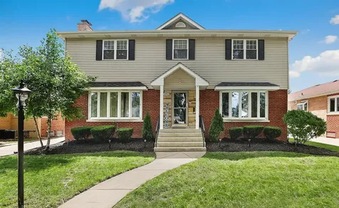 9352 South Ridgeway Avenue Evergreen Park IL 60805