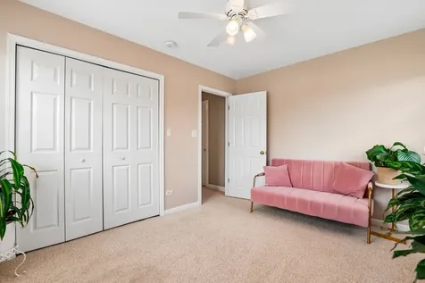 9352 South Ridgeway Avenue Evergreen Park IL 60805