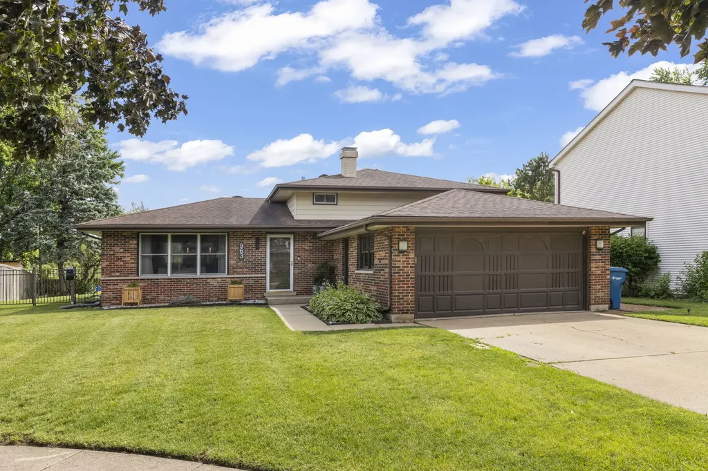 963 Hyacynth Lane Bartlett IL 60103
