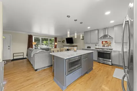 963 Hyacynth Lane Bartlett IL 60103