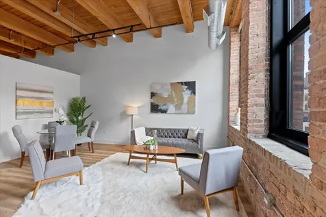 153 West Ohio Street Chicago IL 60654