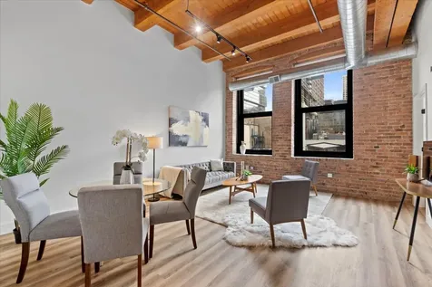 153 West Ohio Street Chicago IL 60654