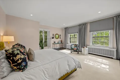 605 Arbor Vitae Road Winnetka IL 60093