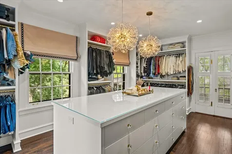605 Arbor Vitae Road Winnetka IL 60093