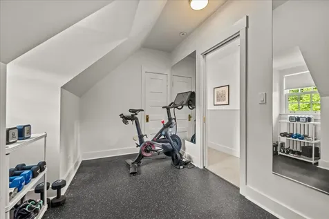 605 Arbor Vitae Road Winnetka IL 60093