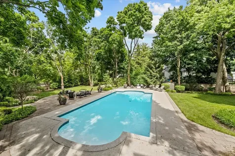 605 Arbor Vitae Road Winnetka IL 60093