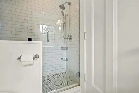 605 Arbor Vitae Road Winnetka IL 60093