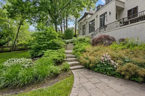 605 Arbor Vitae Road Winnetka IL 60093