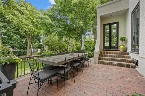 605 Arbor Vitae Road Winnetka IL 60093