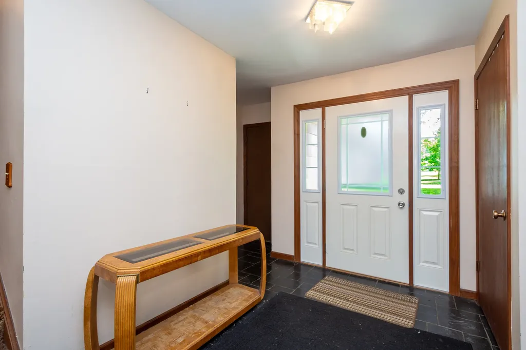 40581 North Sunset Drive Antioch IL 60002