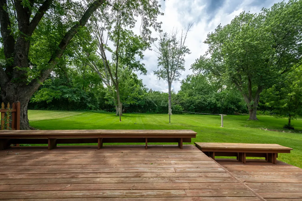 40581 North Sunset Drive Antioch IL 60002