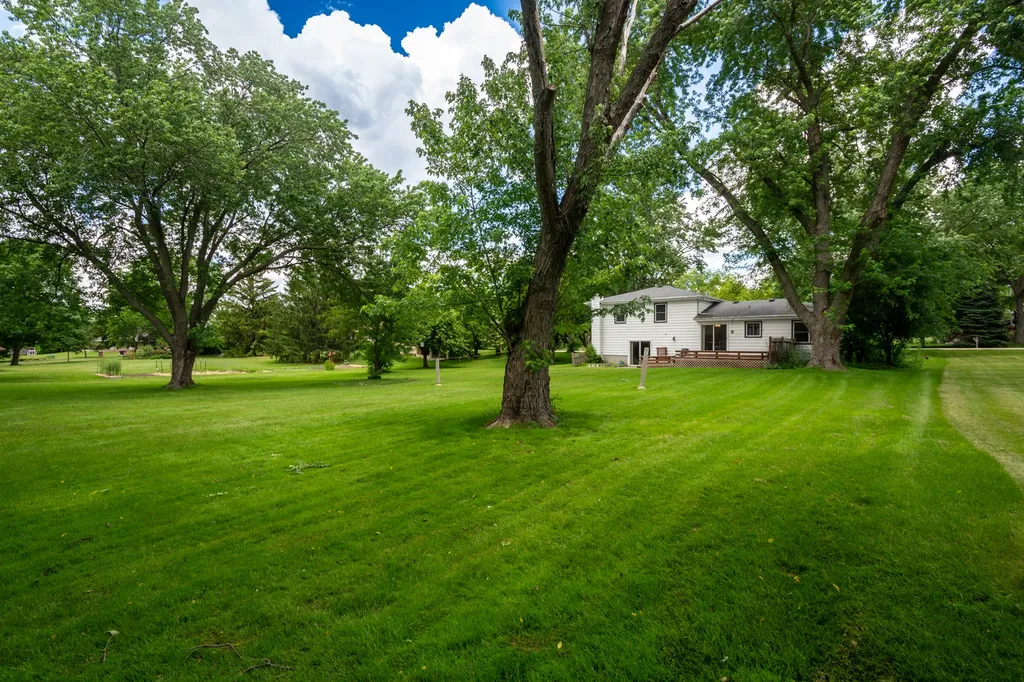 40581 North Sunset Drive Antioch IL 60002