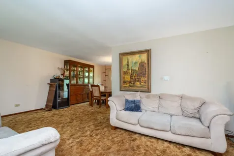 40581 North Sunset Drive Antioch IL 60002