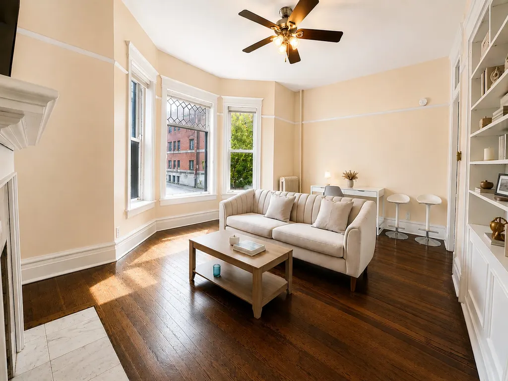 1359 East 57th Street Chicago IL 60637