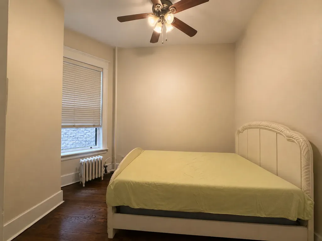 1359 East 57th Street Chicago IL 60637