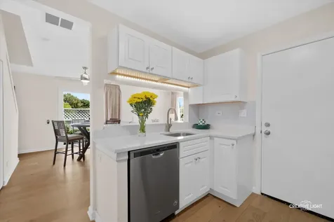443 Yorktown Court Aurora IL 60504
