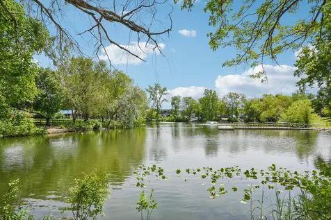 10209 Washington Avenue Oak Lawn IL 60453