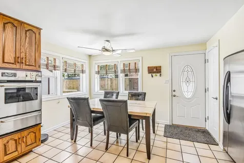 10209 Washington Avenue Oak Lawn IL 60453