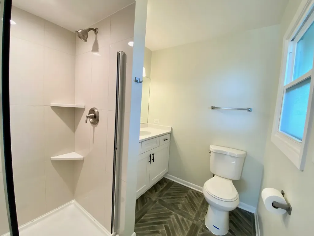 975 Dearborn Circle Carol Stream IL 60188