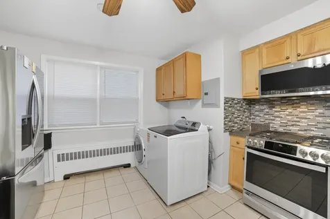 7410 North Oakley Avenue Chicago IL 60645