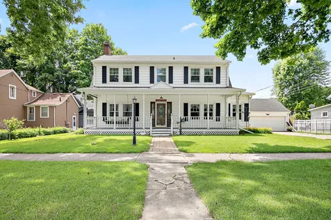 311 West 2nd Street Momence IL 60954